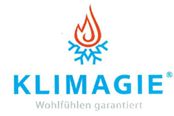 Abbildung einer Flamme in Rot, die einen Schneekristall in Blau teilweise verdeckt. Darunter befindet sich der blaue Schriftzug KLIMAGIE. In der oberen rechten Ecke neben dem Schriftzug ist ein blaues R-Zeichen eingekreist. Unter dem Schriftzug steht in grau Wohlfühlen garantiert.