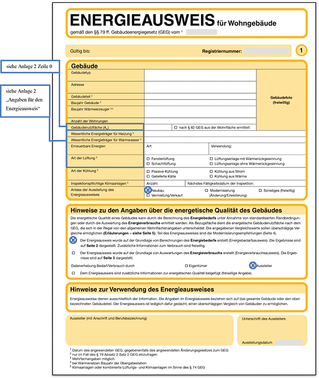 Beispiel-Auszug aus Energieausweis für Wohngebäude (Seite 1), Hinweise für Angaben bei Modellgebäudeverfahren, zum Beispiel Gebäudenutzfläche, wesentliche Energieträger.